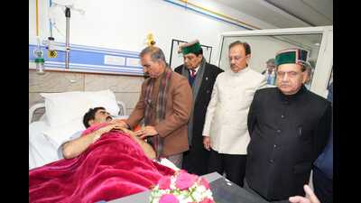 Himachal chief minister Sukhvinder Singh Sukhu meeting former Congress legislator Bumber Thakur in Shimla on Saturday. (HT Photo) Himachal chief minister Sukhvinder Singh Sukhu meeting former Congress legislator Bumber Thakur in Shimla on Saturday. (HT Photo)