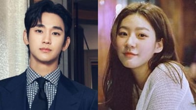 Kim Soo Hyun's agency sought a private discussion with Kim Sae-ron's mother. Kim Soo Hyun's agency sought a private discussion with Kim Sae-ron's mother.