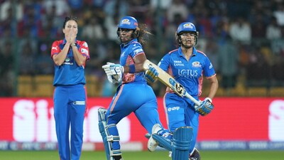 MI had a shaky start as Marizanne Kapp removed both openers Yastika Bhatia (8) and Hayley Matthews (3) early. (PTI) MI had a shaky start as Marizanne Kapp removed both openers Yastika Bhatia (8) and Hayley Matthews (3) early. (PTI)