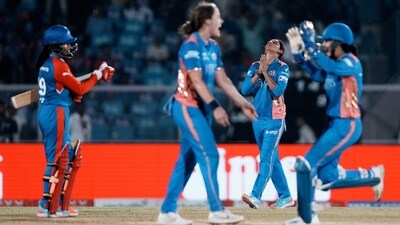 DC’s hopes were pinned on young Niki Prasad, who remained unbeaten with a knock of 25* runs off 23 balls, but failed to take her side past the victory line, as they reached 141/9 in 20 overs. (PTI) DC’s hopes were pinned on young Niki Prasad, who remained unbeaten with a knock of 25* runs off 23 balls, but failed to take her side past the victory line, as they reached 141/9 in 20 overs. (PTI)