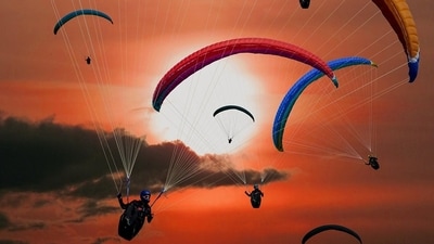 Fly high, win big! Paragliders battle for lakhs in prize money at Kerala’s International Paragliding Festival. (File Photo by Pixabay) Fly high, win big! Paragliders battle for lakhs in prize money at Kerala’s International Paragliding Festival. (File Photo by Pixabay)