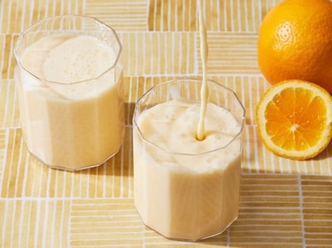 Banana-orange hangover recovery drink Banana-orange hangover recovery drink