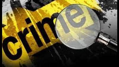 A 30-year-old man was allegedly stabbed 21 times leading to his death inside an abandoned bus parked on the Bypass Road near Sector 37 in Faridabad, police said on Sunday. (HT PHOTO)
