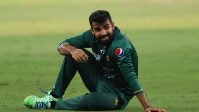 Shadab Khan had a poor outing against New Zealand in the first T20I (REUTERS)