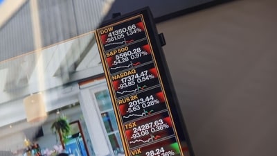 A recession is an economic downturn that can have a significant negative impact on an economy and the corporations and individuals within it. (Bloomberg) A recession is an economic downturn that can have a significant negative impact on an economy and the corporations and individuals within it. (Bloomberg)