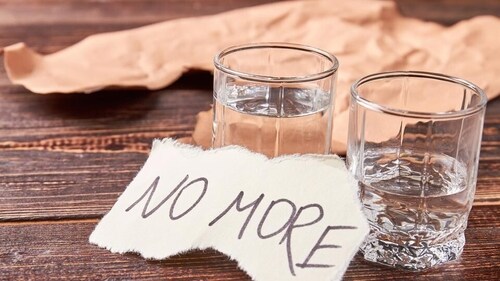 Heavy alcohol drinkers may be at risk of getting skin cancer. (Shutterstock) Heavy alcohol drinkers may be at risk of getting skin cancer. (Shutterstock)