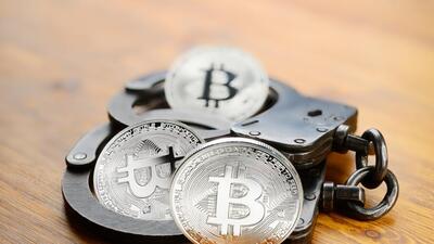 Five booked for defrauding insurance officer of  ₹34L in crypto, forex scam