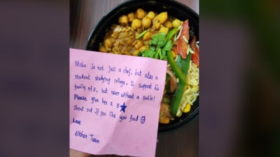 A woman received a note with her Holi food order, sparking mixed reactions online. (Reddit/pavi2306) A woman received a note with her Holi food order, sparking mixed reactions online. (Reddit/pavi2306)