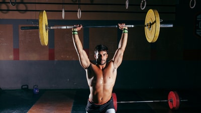 Cardio or weightlifting: Doctor shares which is better for weight loss. (Freepik) Cardio or weightlifting: Doctor shares which is better for weight loss. (Freepik)