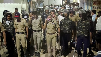 Nagpur violence; More than 50 people have been taken into custody and five FIRs registered in connection with the violence in Nagpur city, Police Commissioner Ravinder Singal said on Tuesday. (ANI) Nagpur violence; More than 50 people have been taken into custody and five FIRs registered in connection with the violence in Nagpur city, Police Commissioner Ravinder Singal said on Tuesday. (ANI)