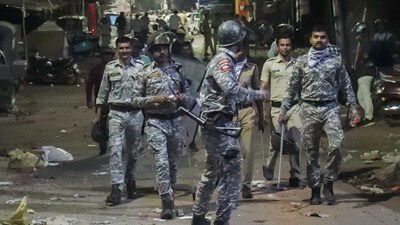 Nagpur violence: Police and paramilitary personnel deployed at the site after a clash broke out between two groups in the Mahal area. (ANI) Nagpur violence: Police and paramilitary personnel deployed at the site after a clash broke out between two groups in the Mahal area. (ANI)