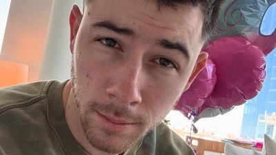 Nick’s fans were delighted by the post and they didn't hesitate to express their admiration in the comment section. (Instagram)