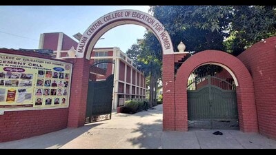 Out of 15 sanctioned teaching positions, six remain vacant, leaving only eight regular faculty members to handle the workload. (Manish/HT)