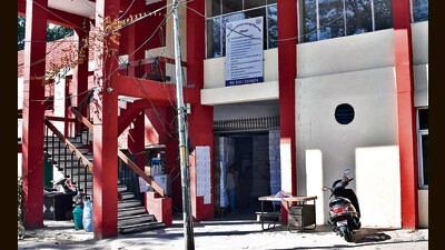 The akademi cites contractual disagreements and property damage caused as primary reasons for the eviction notice. (Manish/HT)