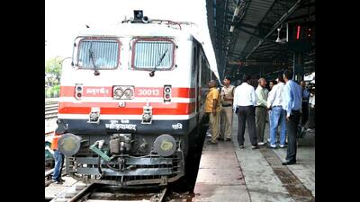The system will eliminate the need for passenger trains to stop, saving at least 4 to 5 minutes per train, according to railway officials. (HT PHOTO)