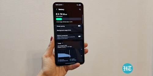 It comes with a 5000mAH battery, providing 9 to 10 hours of battery life, (Aishwarya Panda-HT) It comes with a 5000mAH battery, providing 9 to 10 hours of battery life, (Aishwarya Panda-HT)