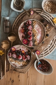 A berry smoothie bowl is a vibrant, nutrient-packed blend of fresh berries, yogurt and your favourite toppings. (Pexels ) A berry smoothie bowl is a vibrant, nutrient-packed blend of fresh berries, yogurt and your favourite toppings. (Pexels )