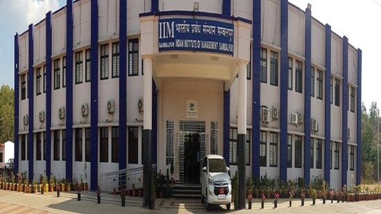 IIM Sambalpur is accepting applications for ‘MBA for Working Professionals (2025-2027)’ course at Delhi Campus.