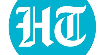 Man jumps to death from Coastal Road near Worli Man jumps to death from Coastal Road near Worli