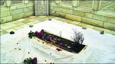 Aurangzeb Alamgir’s grave (HT) Aurangzeb Alamgir’s grave (HT)