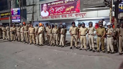 Heavy police bandobast in the Chitnis Park area where tension prevailed following VHP-Bajrang Dal protests over removal of Aurangzeb's tomb from the state of Maharashtra, in Nagpur, Tuesday, March 18, 2025. (PTI) Heavy police bandobast in the Chitnis Park area where tension prevailed following VHP-Bajrang Dal protests over removal of Aurangzeb's tomb from the state of Maharashtra, in Nagpur, Tuesday, March 18, 2025. (PTI)