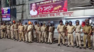 Heavy police bandobast in the Chitnis Park area where tension prevailed following VHP-Bajrang Dal protests over removal of Aurangzeb's tomb from the state of Maharashtra, in Nagpur, Tuesday, March 18, 2025. (PTI) Heavy police bandobast in the Chitnis Park area where tension prevailed following VHP-Bajrang Dal protests over removal of Aurangzeb's tomb from the state of Maharashtra, in Nagpur, Tuesday, March 18, 2025. (PTI)