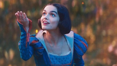 Rachel Zegler as Snow White in Snow White (2025) Rachel Zegler as Snow White in Snow White (2025)