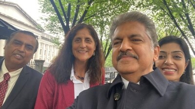 Anand Mahindra shared a photo from 2023 featuing Sunita Williams and Mukesh Ambani. (X/@anandmahindra)