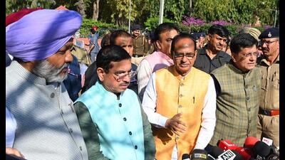 Union agriculture minister Shivraj Singh Chouhan, along with Union ministers Pralhad Joshi and Piyush Goyal, addressing mediapersons in Chandigarh on Wednesday. (Keshav Singh/HT) Union agriculture minister Shivraj Singh Chouhan, along with Union ministers Pralhad Joshi and Piyush Goyal, addressing mediapersons in Chandigarh on Wednesday. (Keshav Singh/HT)