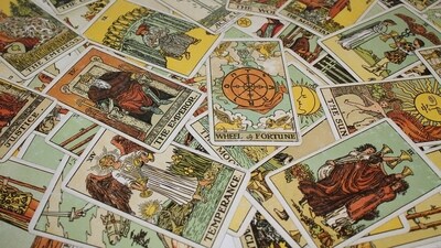 Read about your daily tarot prediction for March 19, 2025 (Pixabay)