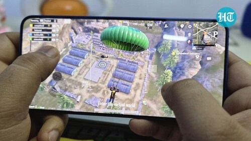 The Galaxy S25 Plus is powered by an octa core Snapdragon 8 Elite for Galaxy processor and 12GB of LPDDR5x RAM. (Ijaj Khan/ Hindustan Times)