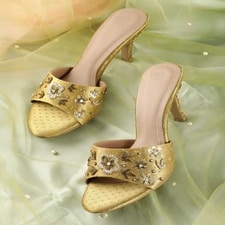 3 inch heels are the perfect height for anyone who loves a good heel elevation but prioritises comfort as well. 3 inch heels are the perfect height for anyone who loves a good heel elevation but prioritises comfort as well.