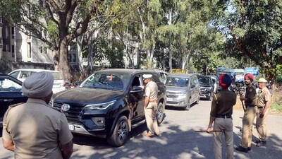 Police personnel conduct checks near Jalandhar cantonment after police remove farmers from their protest site at the Haryana—Punjab Shambhu border, in Jalandhar on Thursday. (ANI ) Police personnel conduct checks near Jalandhar cantonment after police remove farmers from their protest site at the Haryana—Punjab Shambhu border, in Jalandhar on Thursday. (ANI )