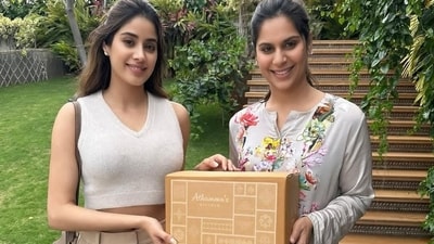 Janhvi Kapoor got a special food box gift from Upasana Konidela. Janhvi Kapoor got a special food box gift from Upasana Konidela.