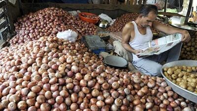 Onion-prices-have-come-down-marginally-in-the-retail-markets-due-to-fall-in-wholesale-prices-in-Indore-Shankar-Mourya-HT-file-photo Onion-prices-have-come-down-marginally-in-the-retail-markets-due-to-fall-in-wholesale-prices-in-Indore-Shankar-Mourya-HT-file-photo