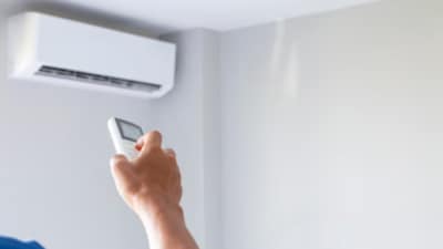 Air conditioners can cool the air to a lower temperature than air coolers, making them more effective in extreme heat. (Freepik) Air conditioners can cool the air to a lower temperature than air coolers, making them more effective in extreme heat. (Freepik)