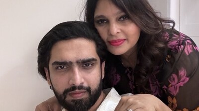 Amaal Mallik with mother Jyothi Malik (Photo: Instagram) Amaal Mallik with mother Jyothi Malik (Photo: Instagram)