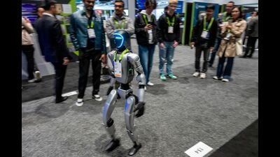 Nations are pouring billions into chip manufacturing to ensure technological sovereignty. The global community must ensure that technology is inclusive while limiting harm (Bloomberg) Nations are pouring billions into chip manufacturing to ensure technological sovereignty. The global community must ensure that technology is inclusive while limiting harm (Bloomberg)