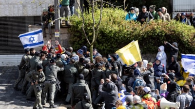 Police and other forces push protestors during a protest against the Israeli government and Prime Minister Benjamin Netanyahu, demanding the release of all hostages from Gaza, near the Prime Minister's residence in Jerusalem, March 20, 2025. (Reuters) Police and other forces push protestors during a protest against the Israeli government and Prime Minister Benjamin Netanyahu, demanding the release of all hostages from Gaza, near the Prime Minister's residence in Jerusalem, March 20, 2025. (Reuters)