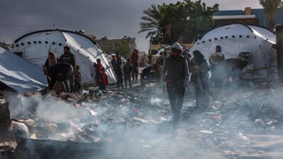 Displaced Palestinians set up tents at a landfil in the Yarmuk area in Gaza City on March 20, 2025. Israel bombarded Gaza and pressed its ground operations on March 20. (AFP) Displaced Palestinians set up tents at a landfil in the Yarmuk area in Gaza City on March 20, 2025. Israel bombarded Gaza and pressed its ground operations on March 20. (AFP)