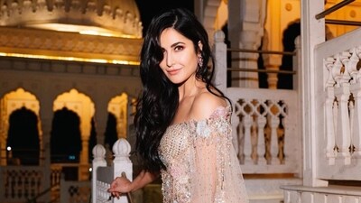 Katrina Kaif: Recreate her iconic looks (Katrina Kaif (Instagram)) Katrina Kaif: Recreate her iconic looks (Katrina Kaif (Instagram))