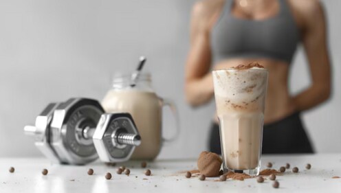 Doctor says relying solely on protein shakes for weight loss while skipping meals is not a sustainable or healthy approach. (Freepik) Doctor says relying solely on protein shakes for weight loss while skipping meals is not a sustainable or healthy approach. (Freepik)