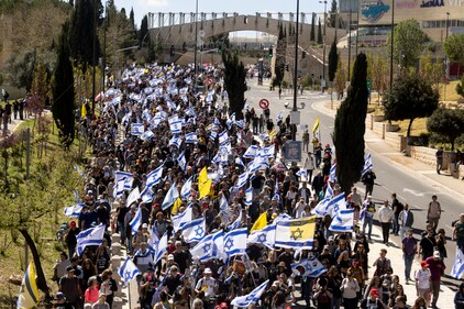 Netanyahu Fires Israeli Intelligence Chief, Deepening Domestic Turmoil Netanyahu Fires Israeli Intelligence Chief, Deepening Domestic Turmoil