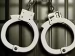 The court ordered to send all 18 accused arrested by the police in connection with  <span class='webrupee'>₹</span>8.49 crore robbery to jail on judicial remand on Monday. While 12 accused were directly involved in the robbery, six accused were arrested for stealing robbed money from the car of the accused. (HT FILE)