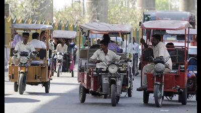Move to register, colour-code e-rickshaws gains pace, again Move to register, colour-code e-rickshaws gains pace, again