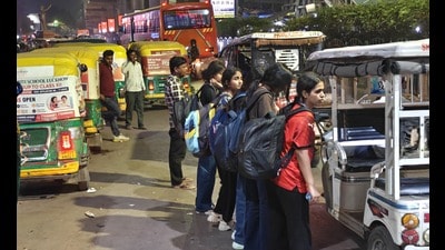 Passengers waiting for their rides in Charbagh (HT) Passengers waiting for their rides in Charbagh (HT)