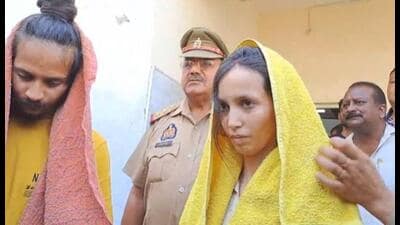 Police found that the duo booked a cab from Shiva Tour & Travels in Meerut for ₹54,000 (Sourced) Police found that the duo booked a cab from Shiva Tour & Travels in Meerut for ₹54,000 (Sourced)