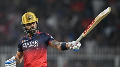 Kohli carried on after Salt fell on 56 in 31 balls and eventually brought up his 56th IPL fifty in 30 balls.  (HT_PRINT)