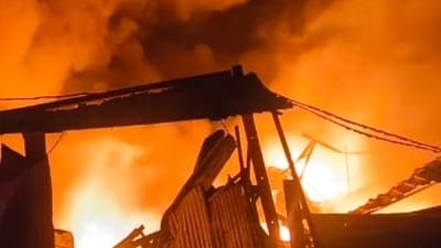 A massive fire broke out at MIDC in Navi Mumbai on Friday night (Representative image) (Raju Shinde/HT)
