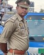 Cops marking ID numbers on the e-autos for their easy identification (Sourced) Cops marking ID numbers on the e-autos for their easy identification (Sourced)